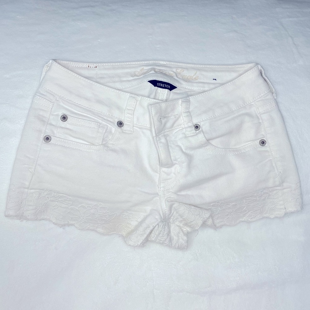 American Eagle White Jean Shorts Size 00